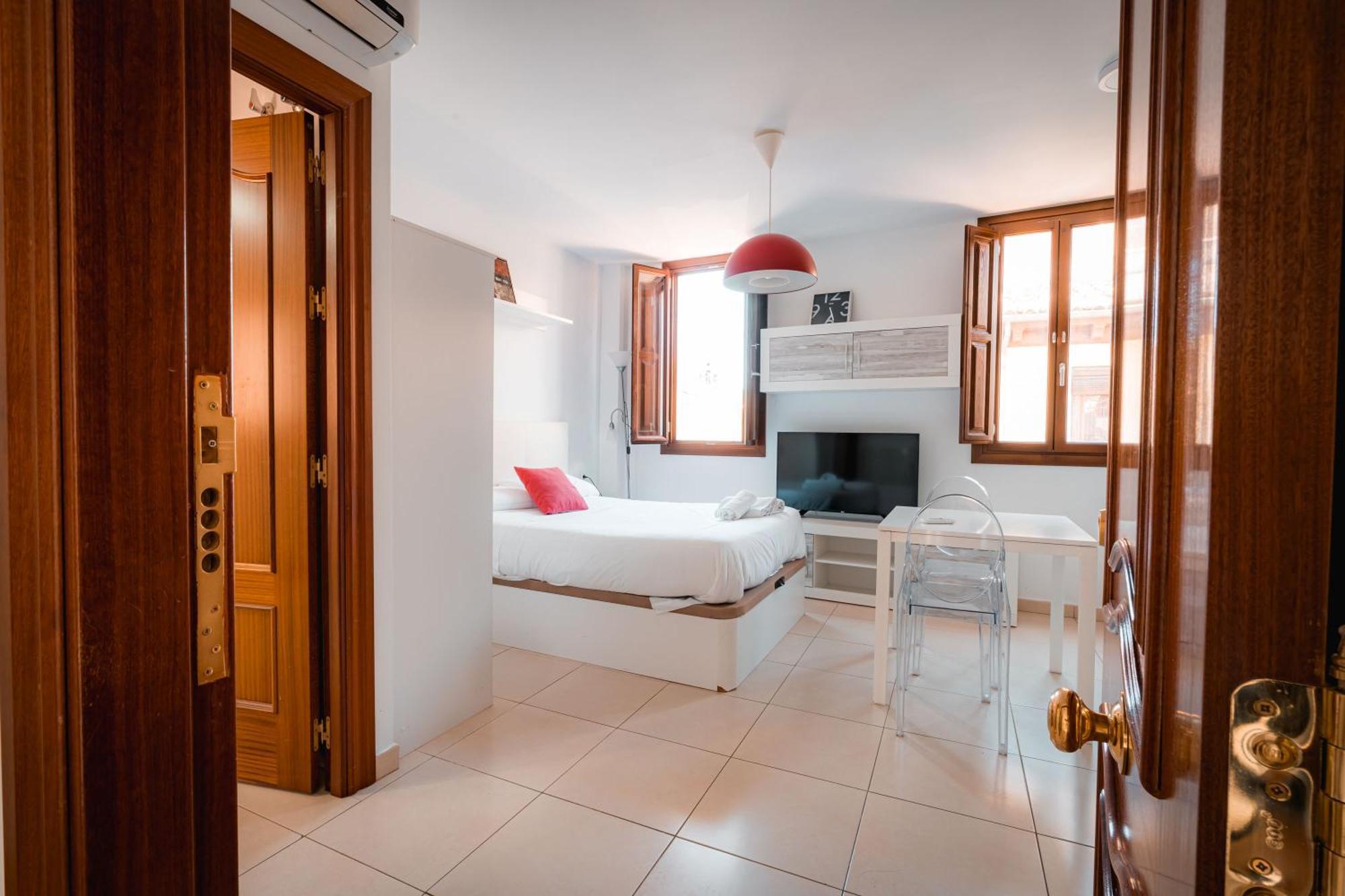 Qh Elvira Apartment Гранада Екстериор снимка