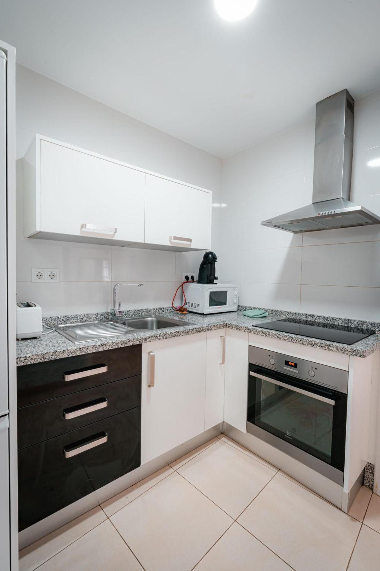 Qh Elvira Apartment Гранада Екстериор снимка
