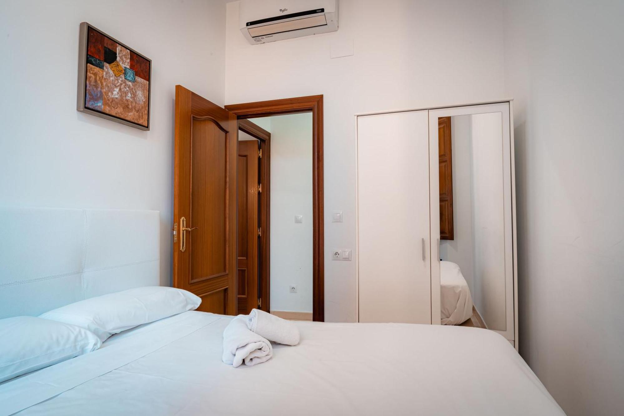 Qh Elvira Apartment Гранада Екстериор снимка